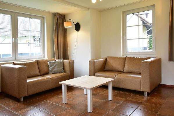 Freistehendes 4-Personen-Ferienhaus mit neuer Küche und 2 Bädern im Ferienresort Cochem023