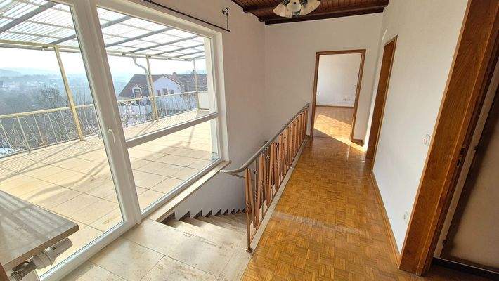 OG Flur zu Dachterrasse