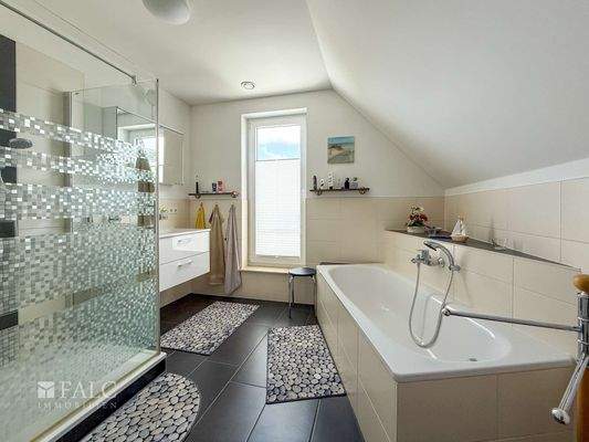 Badezimmer Dachgeschoss