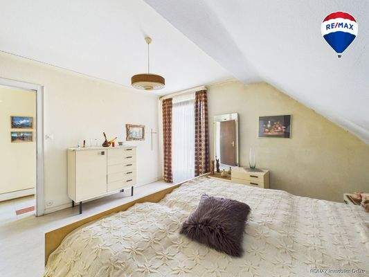 RE/MAX Immobilien DeLux Haus Mettlach - Saarhölzbach