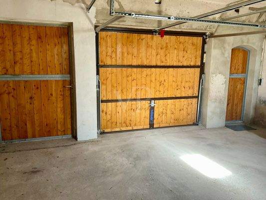 Stallgebäude/Garage