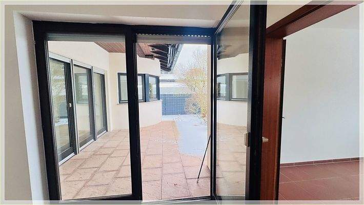 Seitlicher Zugang Terrasse