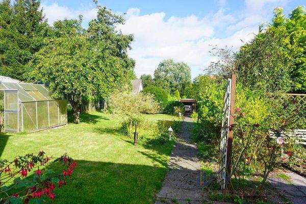 Zum Garten+ Gewächshaus