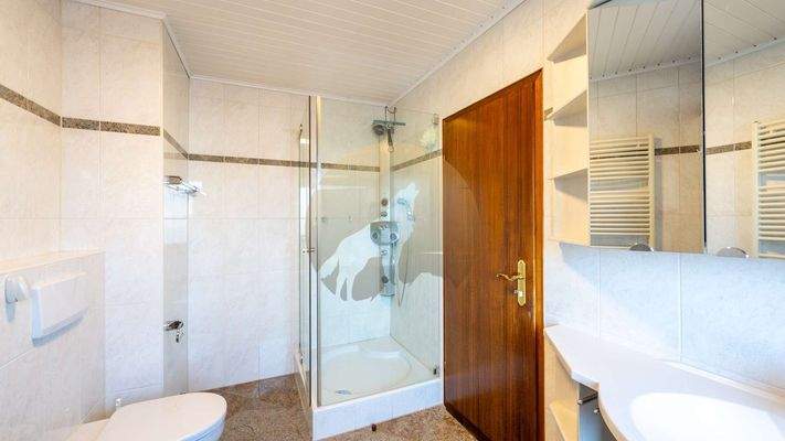 haus-rastatt-badezimmer-1-wolf-immobilien