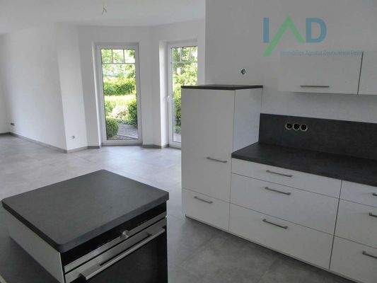 Küchenbereich EG Ausgang Garte