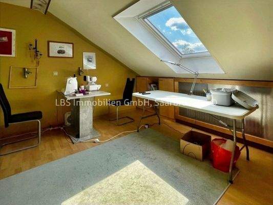 Hobby- oder Kinderzimmer