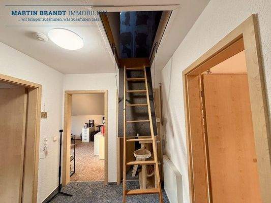 Bodenauszugstreppe Dachspeicher 2