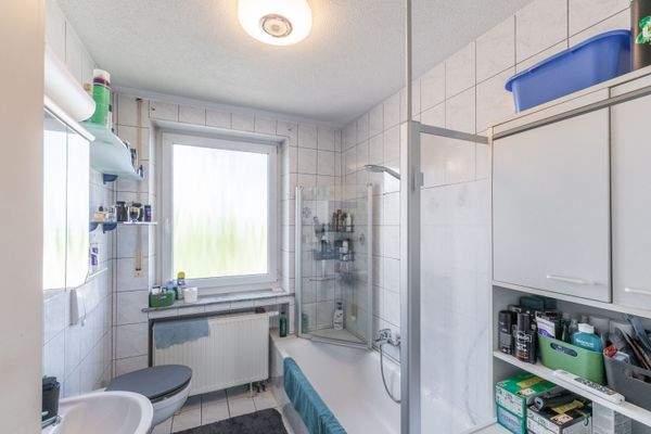 Tageslichtbad, Wohnung 2 (OG)