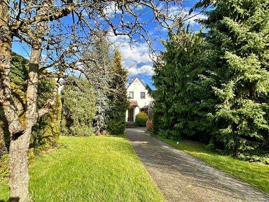 Grundstück mit Bestandsimmobilie