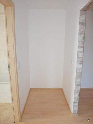 Abstellecke - neben Bad