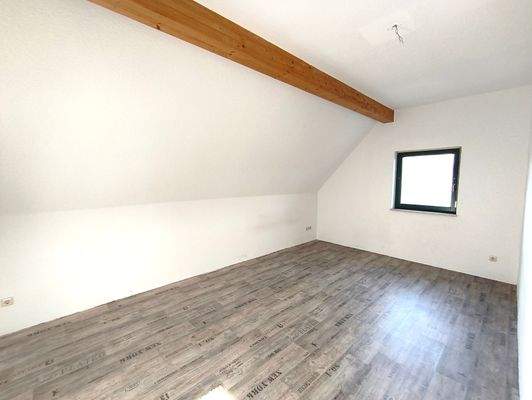 Haus links OG Schlafzimmer 1 links