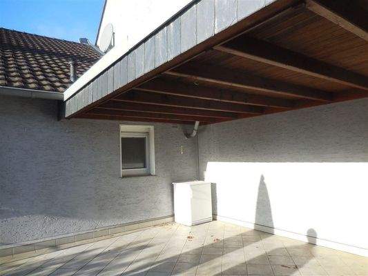 überdachter Terrassenteil
