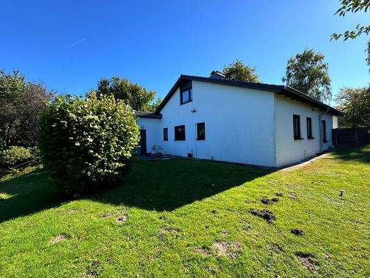 Blick aus dem Garten