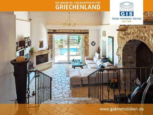 Blick vom Eingang - Pool & Natur