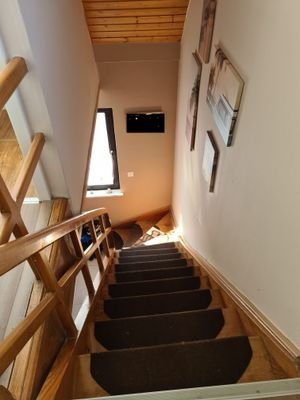 Treppenhaus zum 1 Stock.jpg