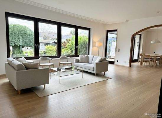 Wohnbereich - mit KI möbliert