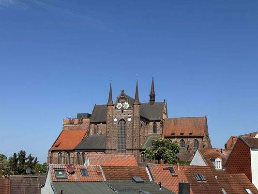 Blick zur Georgenkirche
