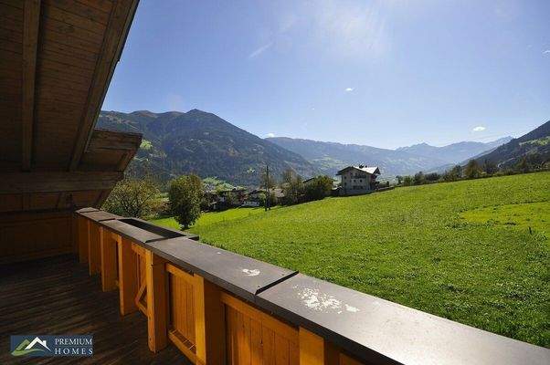 Doppelhaushälfte in Aussichtslage - Südwestbalkon-Aussicht