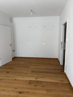 25-08-20 11-25-20 1810