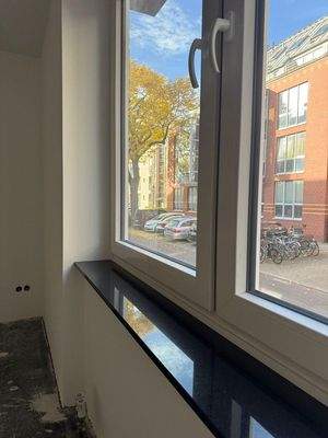 Neue Fenster und Fensterbänke
