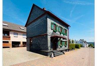 1. Haus, 3. Haus+ dah. 2. Haus