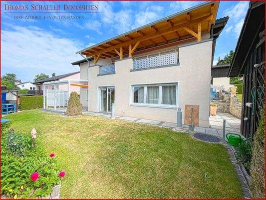 Außenansicht / Garten mit Süd-/Ost-/West-Ausrichtung