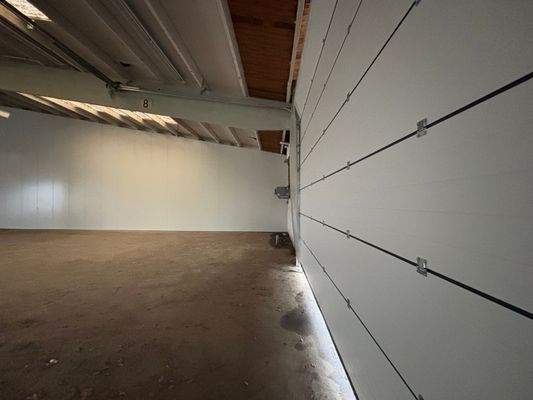 ISO-Paneele und Sektionaltor