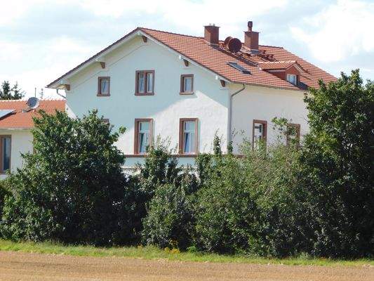 Außenansicht Feld (2).JPG