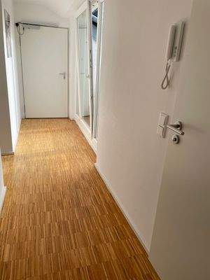 WE05 Diele-Wohnungseingang