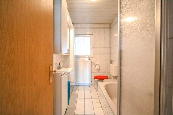 Badezimmer EG