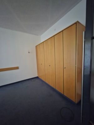 Büromöbel