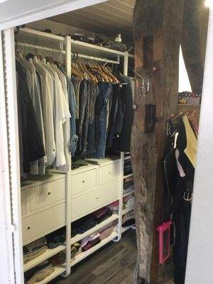 begehbarer Kleiderschrank