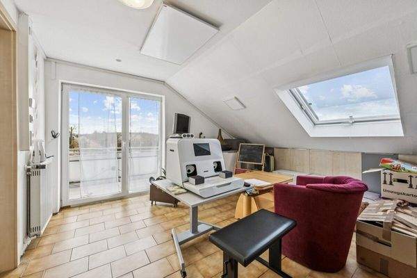 Wohnzimmer (Whg. DG)