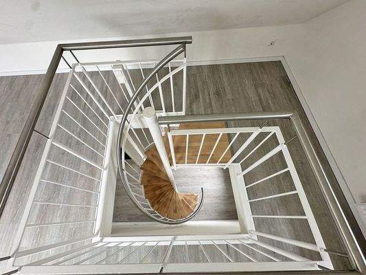 Treppenaufgang Spitzboden