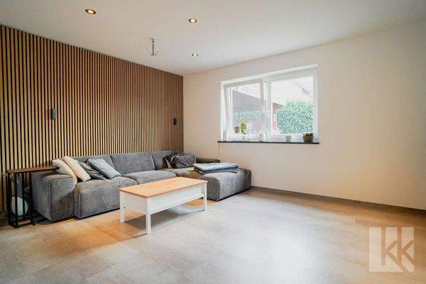 Geräumiges Wohn-...