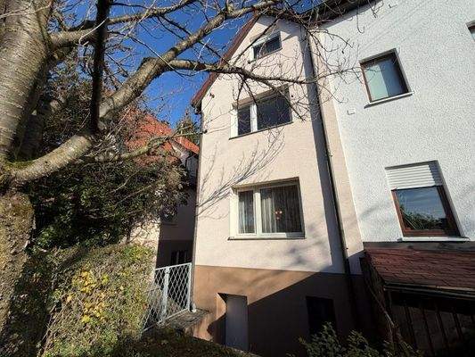 Ansicht vom Garten (links)