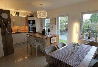 Qualitativ ausgestattete Küche