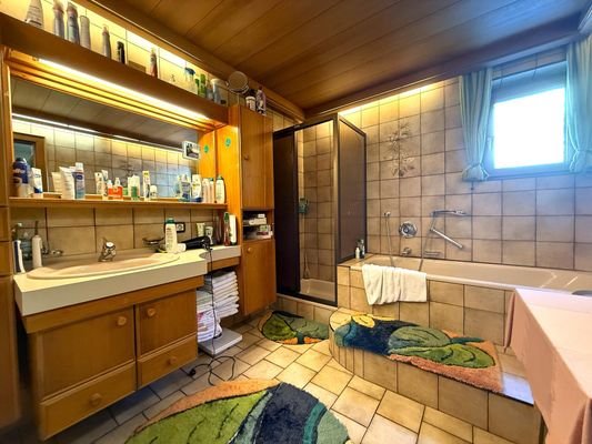Top 2 Badezimmer