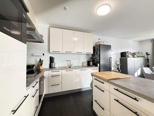 Hochwertige Einbauküche