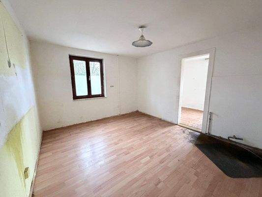 WoZi unrenovierte Whg.JPG