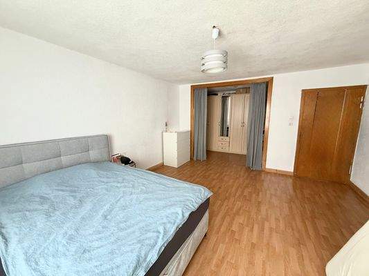 Schlafzimmer 2.OG