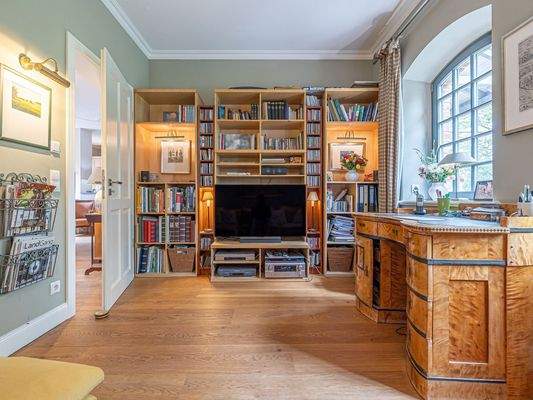 Wohn- und Arbeitszimmer.jpg