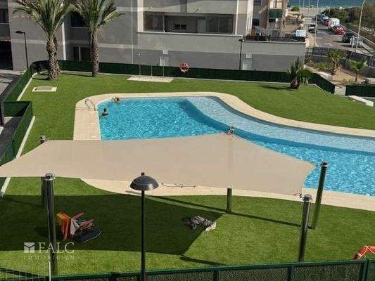 Gemeinschaftspoolanlage