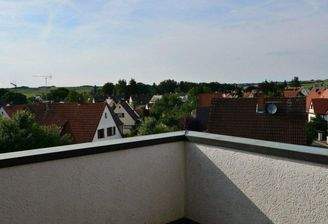 Toller Westbalkon mit Sicht in die Ferne