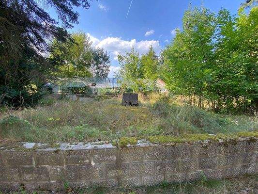 Gewächshaus mit gr. Zisterne.JPG