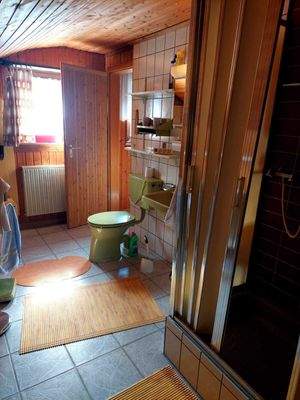 Badezimmer 2.OG ( Nr. 2a)