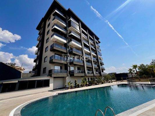 Stylish and Furnished Flat with Sea View in Alanya Avsallar