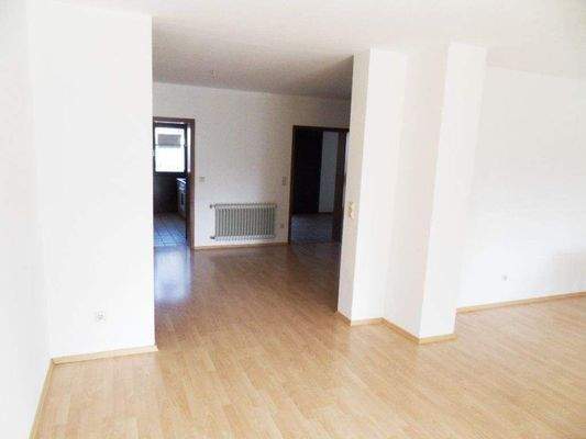 Blick zum Essbereich.JPG