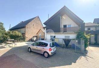 Wohn-/Geschäftshaus