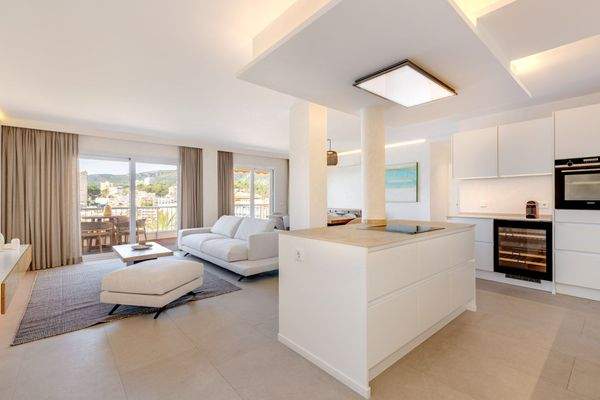 Großzügiger Wohn-Essbereich 